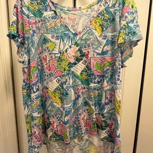 Lilly Pulitzer traveling tshirt